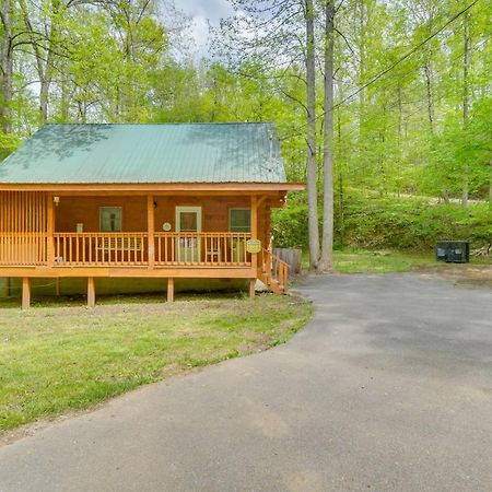 Cabin With Hot Tub About 6 Mi To Downtown Gatlinburg! Dış mekan fotoğraf