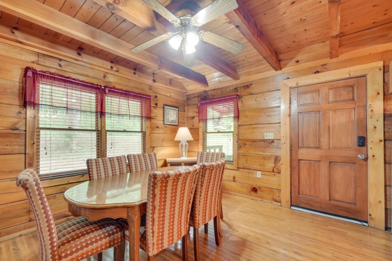 Cabin With Hot Tub About 6 Mi To Downtown Gatlinburg! Dış mekan fotoğraf