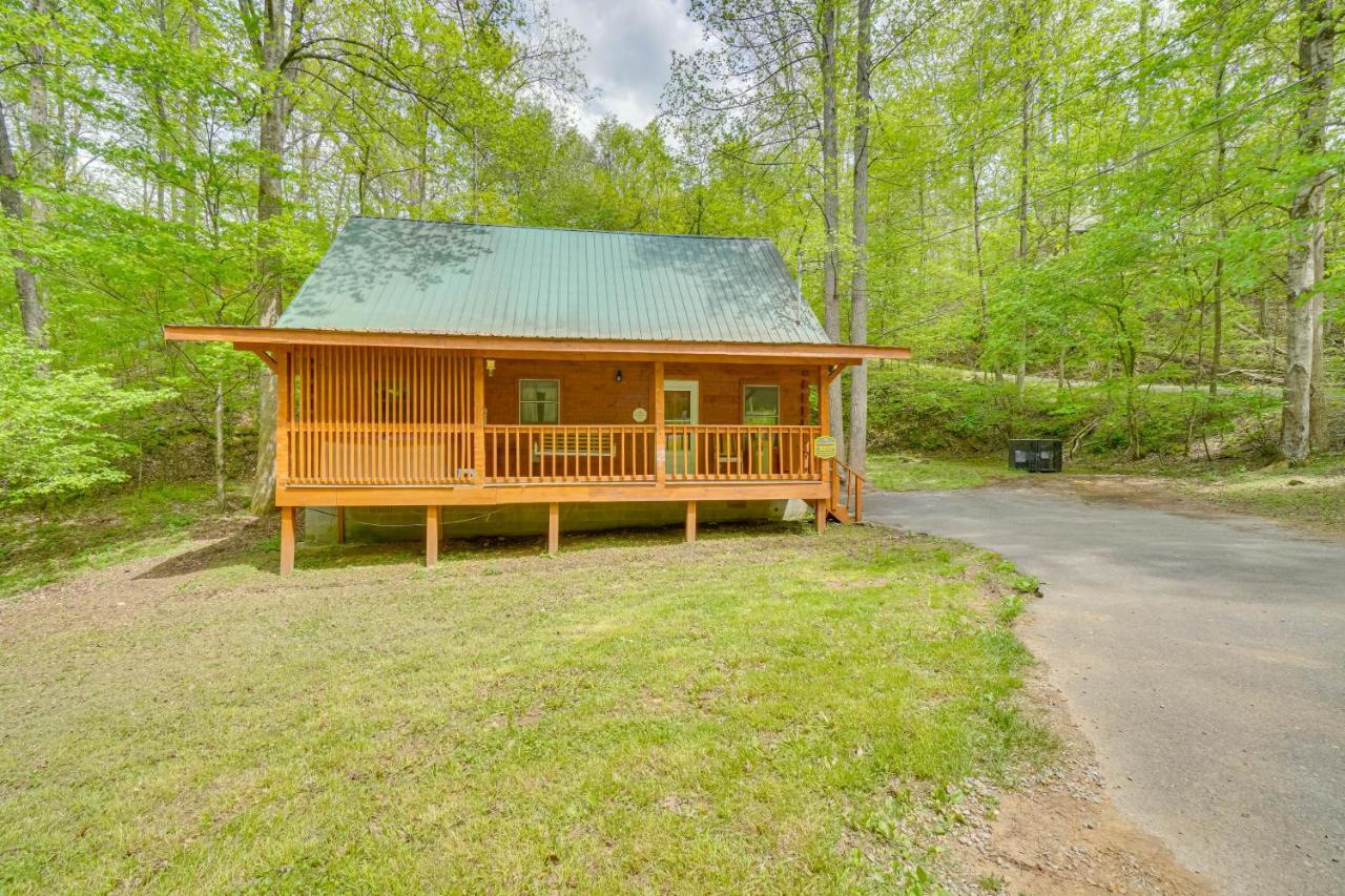Cabin With Hot Tub About 6 Mi To Downtown Gatlinburg! Dış mekan fotoğraf
