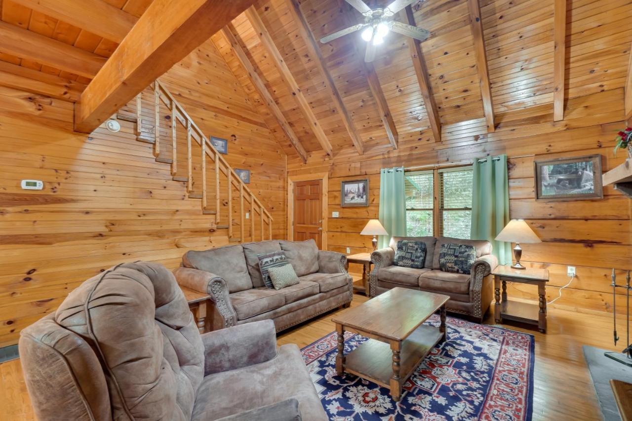 Cabin With Hot Tub About 6 Mi To Downtown Gatlinburg! Dış mekan fotoğraf